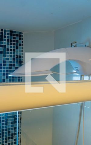 Casa à venda com 380m², 4 quartos e 4 vagas Casa à venda com 380m², 4 quartos e 4 vagasBanheiro Social 2