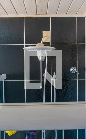Casa à venda com 380m², 4 quartos e 4 vagas Casa à venda com 380m², 4 quartos e 4 vagasBanheiro da Suíte 1