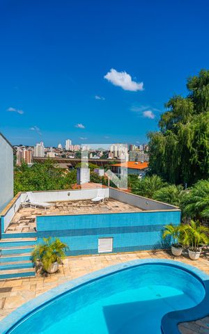 Casa à venda com 380m², 4 quartos e 4 vagas Casa à venda com 380m², 4 quartos e 4 vagasSuíte 1