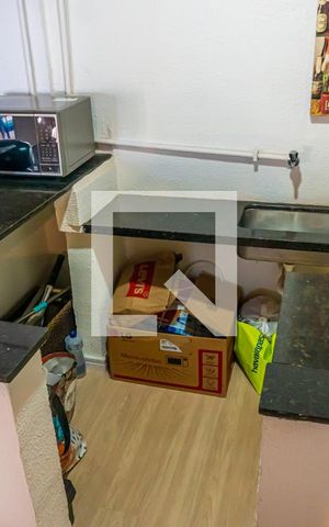 Casa à venda com 380m², 4 quartos e 4 vagas Casa à venda com 380m², 4 quartos e 4 vagasSalão