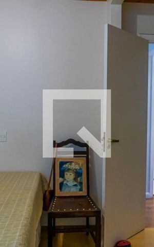 Casa à venda com 380m², 4 quartos e 4 vagas Casa à venda com 380m², 4 quartos e 4 vagasQuarto 1