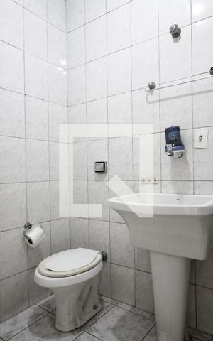 Casa para alugar com 139m², 3 quartos e sem vagaBanheiro de serviço