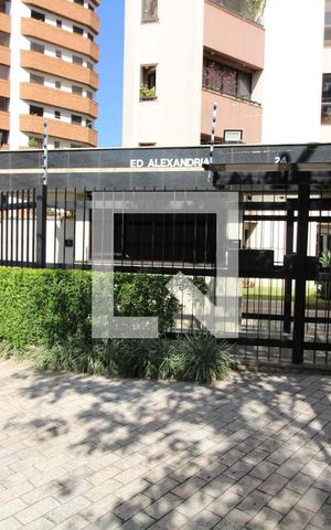 Apartamento à venda com 187m², 3 quartos e 3 vagasFachada