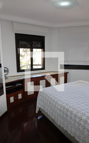 Apartamento à venda com 187m², 3 quartos e 3 vagasSuite