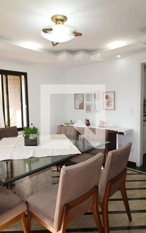 Apartamento à venda com 187m², 3 quartos e 3 vagasSala