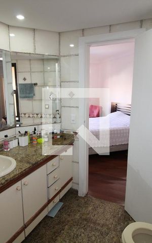 Apartamento à venda com 187m², 3 quartos e 3 vagasSuite