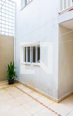 Casa à venda com 205m², 3 quartos e 4 vagasQuintal