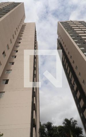Apartamento para alugar com 73m², 2 quartos e 1 vagaFachada