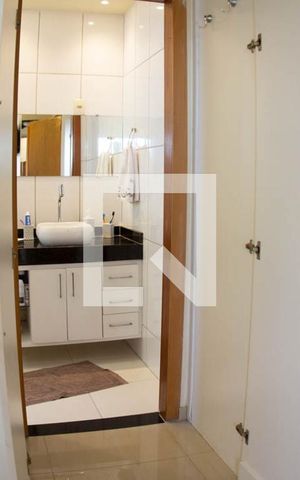 Apartamento à venda com 230m², 4 quartos e 1 vagaSUITE