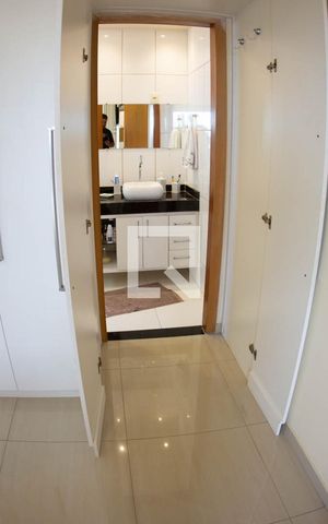 Apartamento à venda com 230m², 4 quartos e 1 vagaSUITE