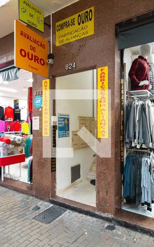 Apartamento à venda com 150m², 2 quartos e sem vagaFachada e portaria