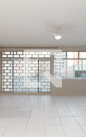 Apartamento à venda com 150m², 2 quartos e sem vagaSala