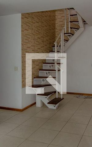 Apartamento à venda com 130m², 2 quartos e 2 vagas Apartamento à venda com 130m², 2 quartos e 2 vagasSala