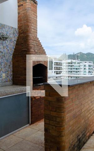 Apartamento à venda com 130m², 2 quartos e 2 vagas Apartamento à venda com 130m², 2 quartos e 2 vagasChurrasqueira