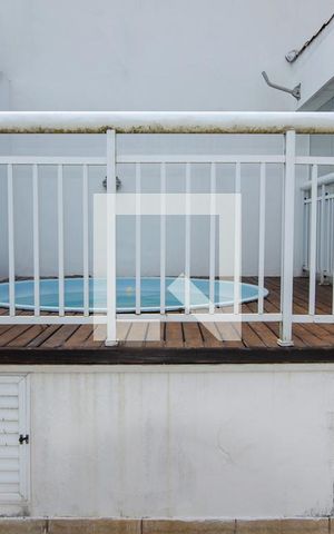 Apartamento à venda com 130m², 2 quartos e 2 vagas Apartamento à venda com 130m², 2 quartos e 2 vagasPiscina