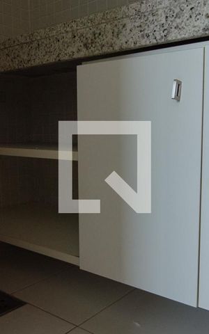 Apartamento à venda com 130m², 2 quartos e 2 vagas Apartamento à venda com 130m², 2 quartos e 2 vagasBanheiro da Suíte 1