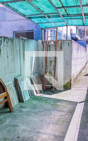 Casa para alugar com 50m², 2 quartos e 1 vaga Casa para alugar com 50m², 2 quartos e 1 vagaGaragem