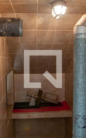 Casa à venda com 500m², 6 quartos e 5 vagas Casa à venda com 500m², 6 quartos e 5 vagassauna