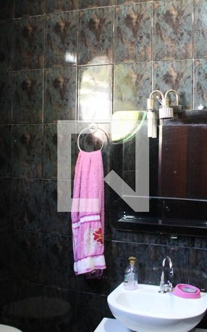 Casa à venda com 150m², 3 quartos e sem vagaBanheiro