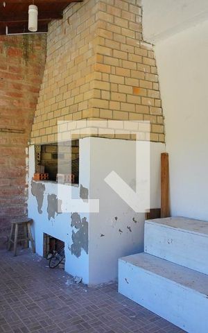 Casa à venda com 150m², 3 quartos e 5 vagasChurrasqueira