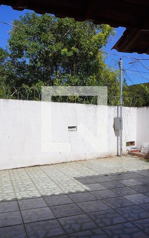 Casa à venda com 150m², 3 quartos e 5 vagasSala - Vista