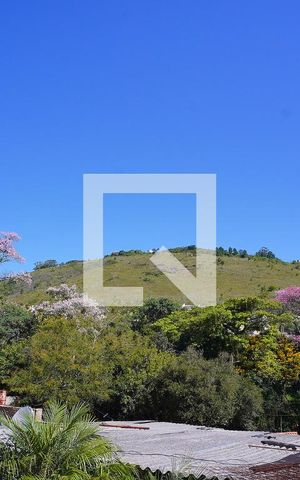 Casa à venda com 150m², 3 quartos e 5 vagasVista