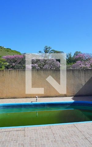 Casa à venda com 150m², 3 quartos e 5 vagasPiscina
