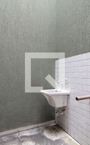 Casa de condomínio à venda com 70m², 2 quartos e sem vagaLavanderia