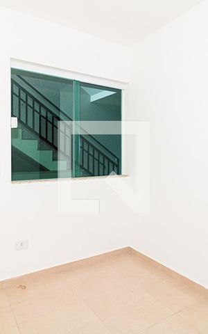 Apartamento para alugar com 45m², 2 quartos e sem vaga Apartamento para alugar com 45m², 2 quartos e sem vagaSala e Cozinha