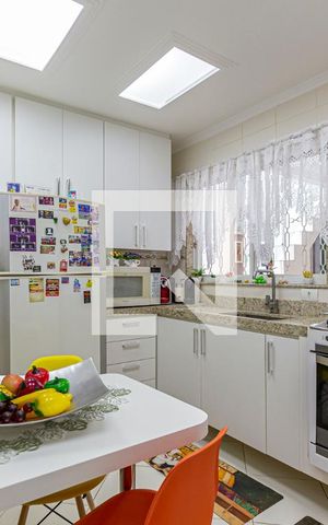 Casa à venda com 300m², 3 quartos e 2 vagasCozinha