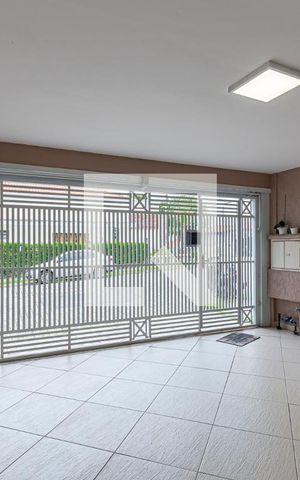 Casa à venda com 300m², 3 quartos e 2 vagasGaragem