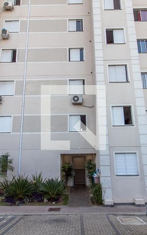 Apartamento à venda com 44m², 2 quartos e 1 vaga Apartamento à venda com 44m², 2 quartos e 1 vagaFachada