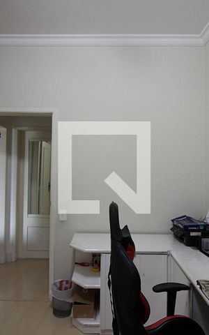 Apartamento à venda com 240m², 4 quartos e 3 vagasQuarto 4