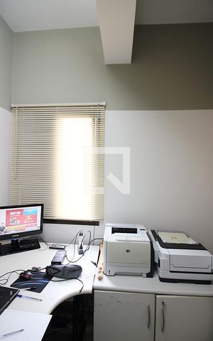 Apartamento à venda com 240m², 4 quartos e 3 vagasEscritório