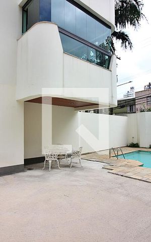 Apartamento à venda com 240m², 4 quartos e 3 vagasPiscina