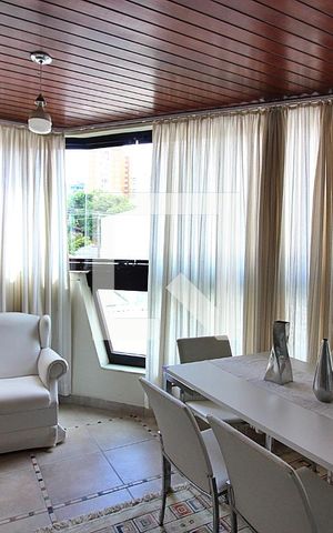 Apartamento à venda com 240m², 4 quartos e 3 vagasSala 2