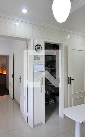 Apartamento à venda com 240m², 4 quartos e 3 vagasCozinha