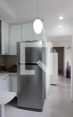 Apartamento à venda com 240m², 4 quartos e 3 vagasCozinha