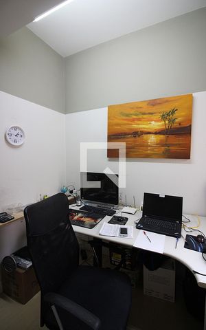 Apartamento à venda com 240m², 4 quartos e 3 vagasEscritório