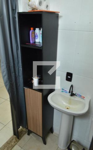 Casa para alugar com 60m², 1 quarto e sem vagaBanheiro