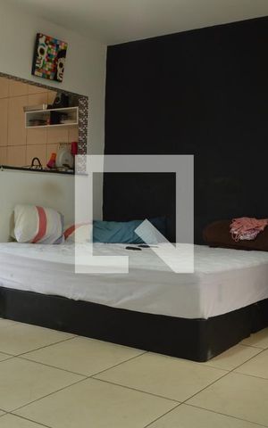 Casa para alugar com 60m², 1 quarto e sem vagaQuarto - Sala 
