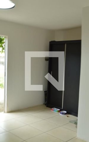 Casa para alugar com 60m², 1 quarto e sem vagaQuarto - Sala 