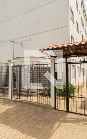 Apartamento para alugar com 56m², 2 quartos e 1 vaga Apartamento para alugar com 56m², 2 quartos e 1 vagaFachada