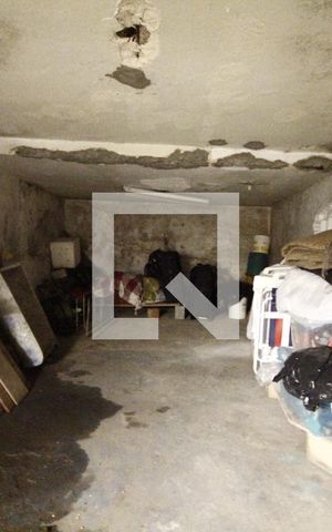 Casa à venda com 250m², 3 quartos e 4 vagasPorão