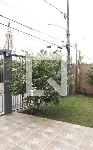 Casa à venda com 250m², 3 quartos e 4 vagasEntrada