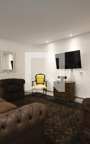 Casa à venda com 250m², 3 quartos e 4 vagasSala