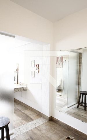Casa à venda com 250m², 3 quartos e 4 vagasSuíte