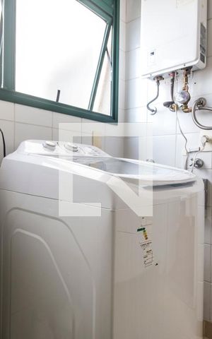 Apartamento à venda com 98m², 2 quartos e 2 vagas Apartamento à venda com 98m², 2 quartos e 2 vagasÁrea de Serviço