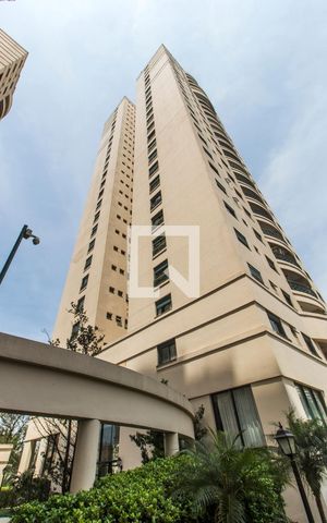 Apartamento à venda com 98m², 2 quartos e 2 vagasFachada