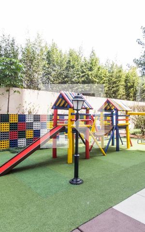 Apartamento à venda com 98m², 2 quartos e 2 vagasÁrea comum - Playground